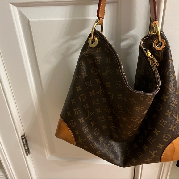 Louis Vuitton Monogram Brown Shoulder Bag - Picture 2 of 5